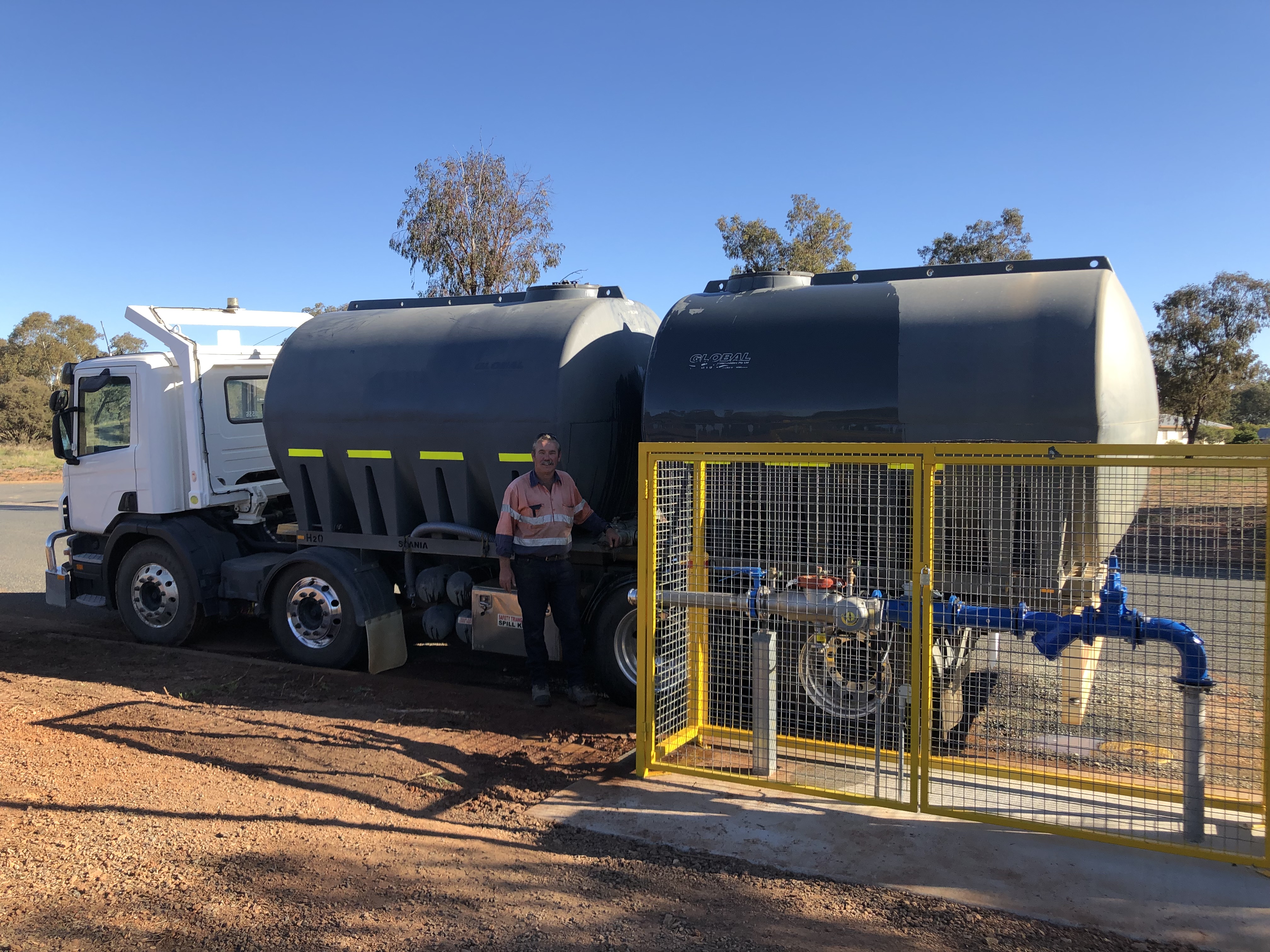 West-Wyalong-bulk-water-refill-station.jpg